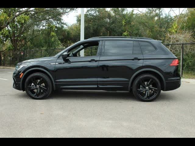 2024 Volkswagen Tiguan SE R-Line Black