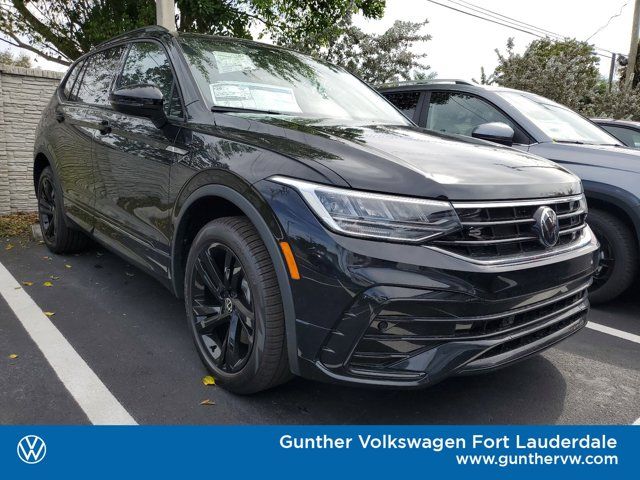 2024 Volkswagen Tiguan SE R-Line Black