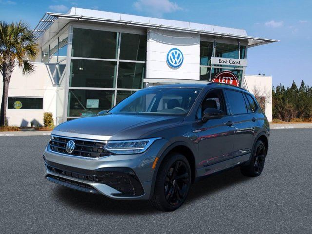 2024 Volkswagen Tiguan SE R-Line Black