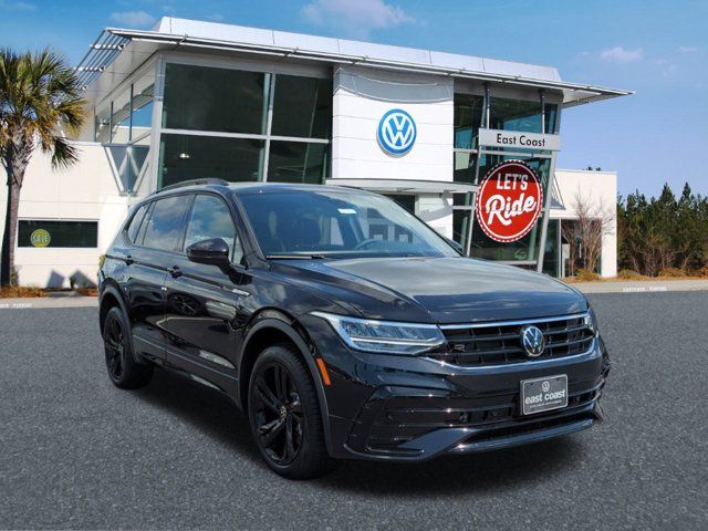 2024 Volkswagen Tiguan SE R-Line Black