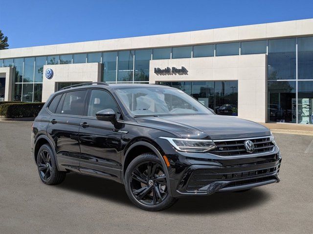 2024 Volkswagen Tiguan SE R-Line Black