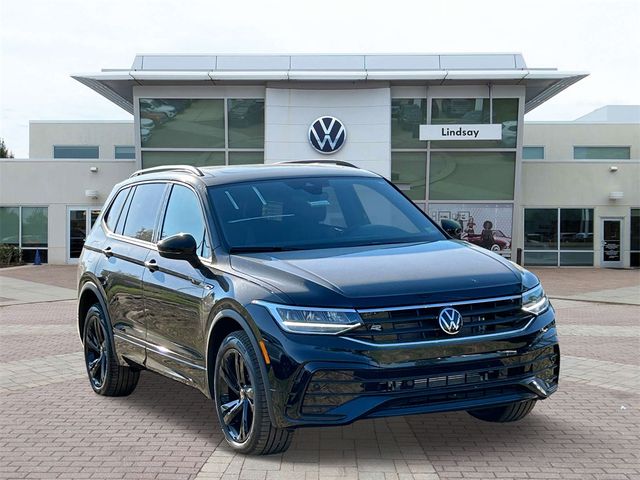 2024 Volkswagen Tiguan SE R-Line Black