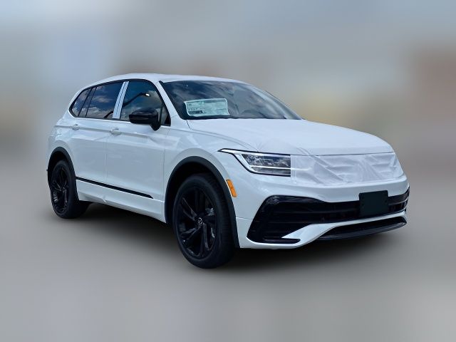 2024 Volkswagen Tiguan SE R-Line Black