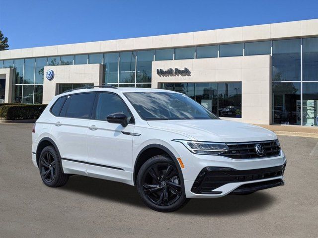 2024 Volkswagen Tiguan SE R-Line Black