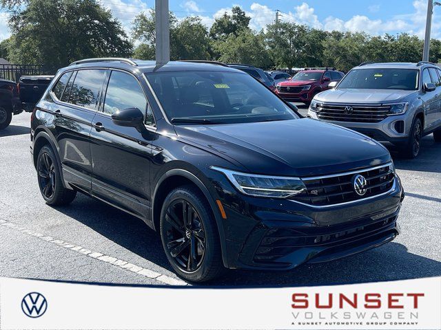 2024 Volkswagen Tiguan SE R-Line Black