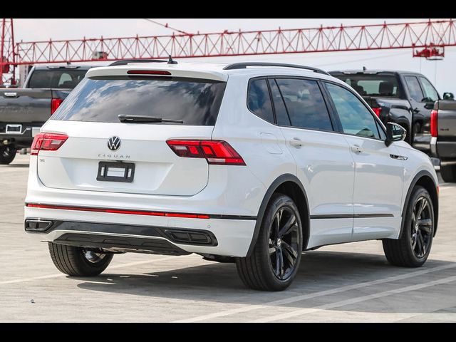 2024 Volkswagen Tiguan SE R-Line Black