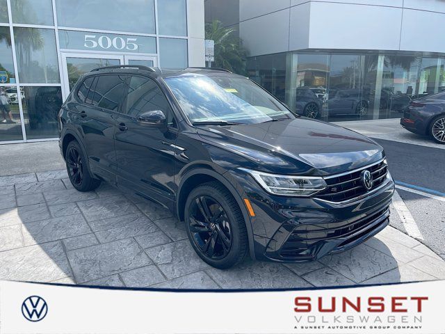 2024 Volkswagen Tiguan SE R-Line Black