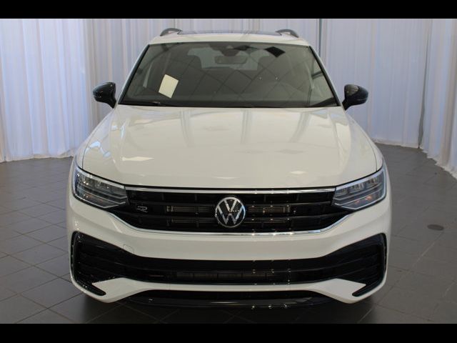 2024 Volkswagen Tiguan/Taos SE R-Line Black