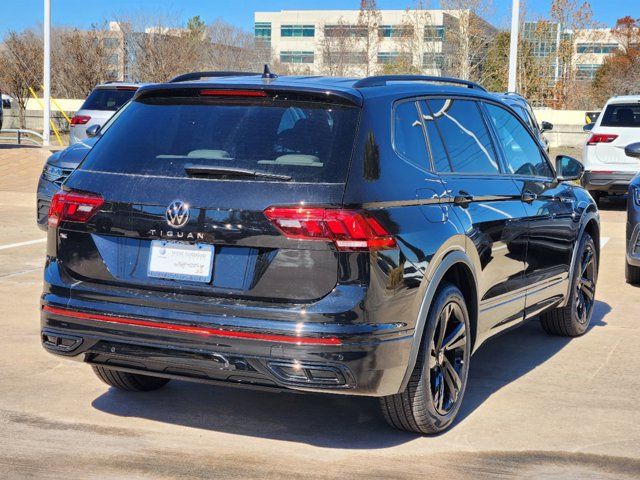 2024 Volkswagen Tiguan/Taos SE R-Line Black