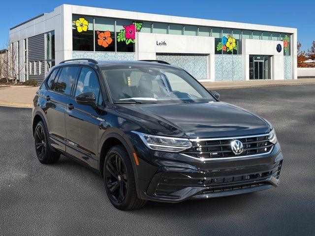 2024 Volkswagen Tiguan SE R-Line Black