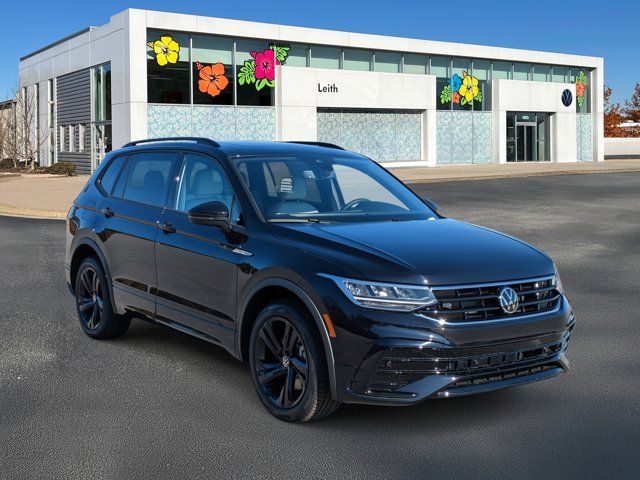 2024 Volkswagen Tiguan SE R-Line Black