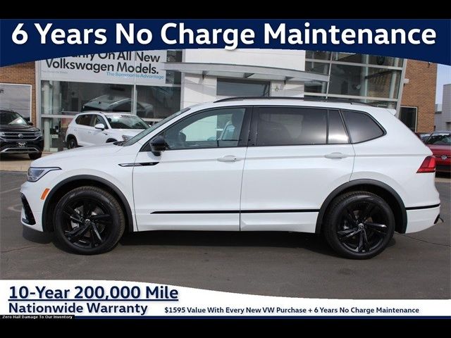 2024 Volkswagen Tiguan SE R-Line Black