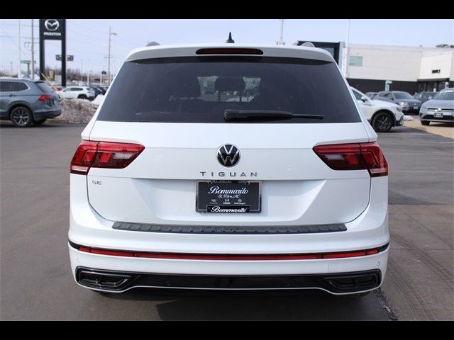 2024 Volkswagen Tiguan SE R-Line Black