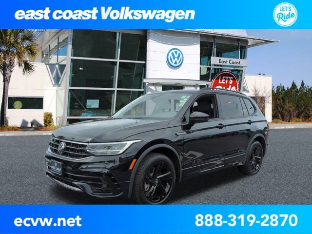 2024 Volkswagen Tiguan SE R-Line Black