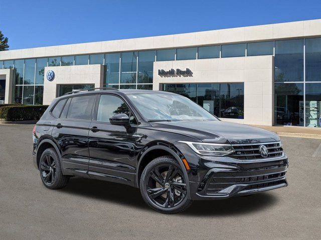 2024 Volkswagen Tiguan SE R-Line Black