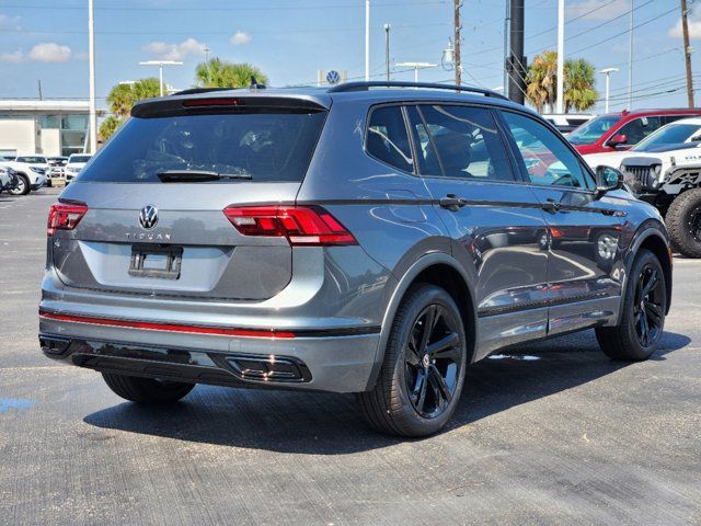 2024 Volkswagen Tiguan SE R-Line Black