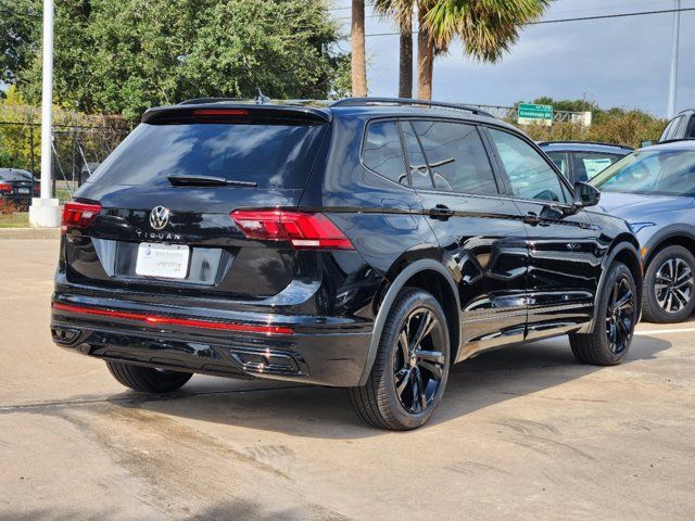 2024 Volkswagen Tiguan/Taos SE R-Line Black