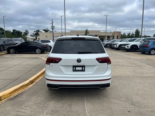 2024 Volkswagen Tiguan SE R-Line Black