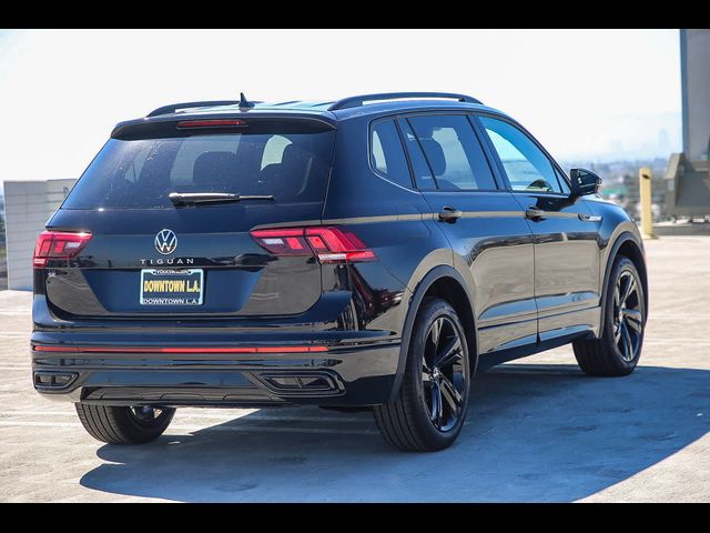 2024 Volkswagen Tiguan SE R-Line Black