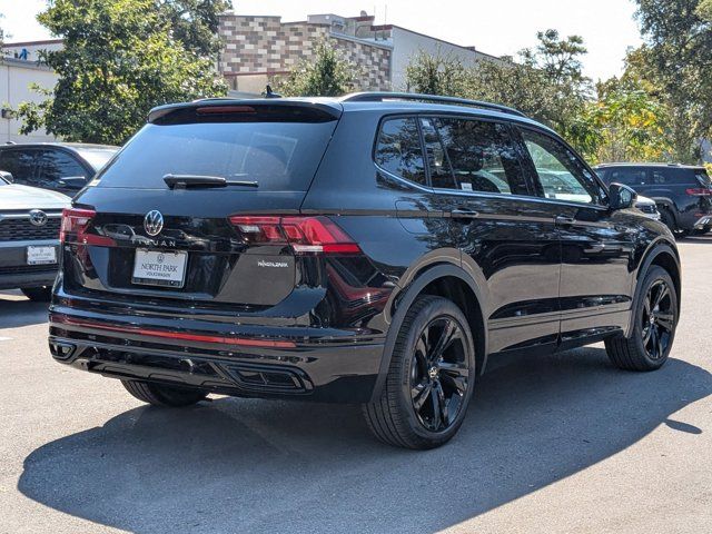 2024 Volkswagen Tiguan/Taos SE R-Line Black