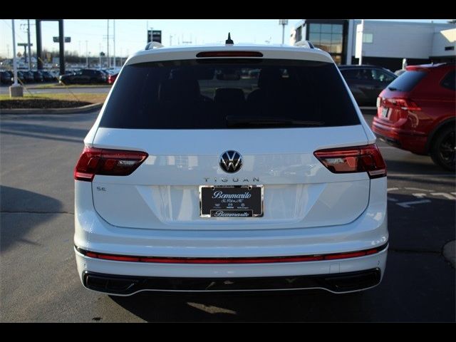 2024 Volkswagen Tiguan SE R-Line Black