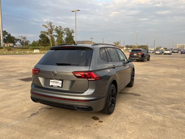 2024 Volkswagen Tiguan SE R-Line Black