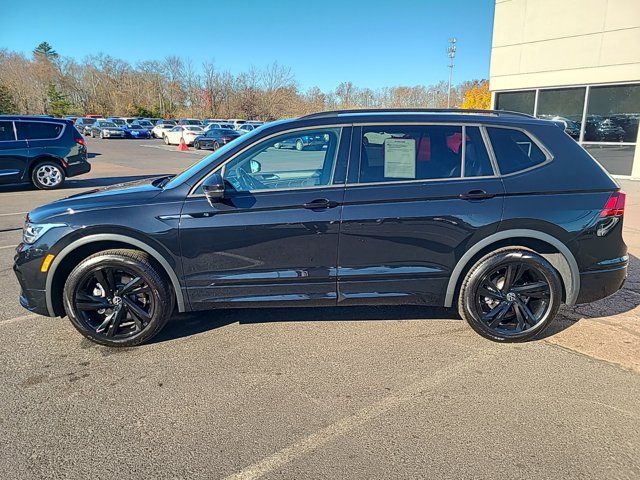 2024 Volkswagen Tiguan SE R-Line Black