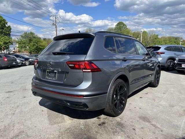 2024 Volkswagen Tiguan SE R-Line Black