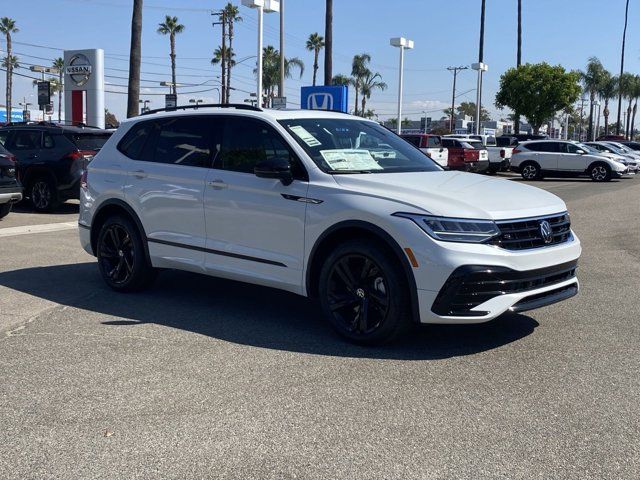 2024 Volkswagen Tiguan SE R-Line Black