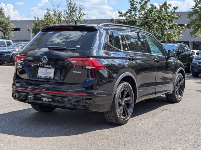 2024 Volkswagen Tiguan SE R-Line Black