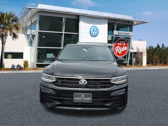 2024 Volkswagen Tiguan SE R-Line Black