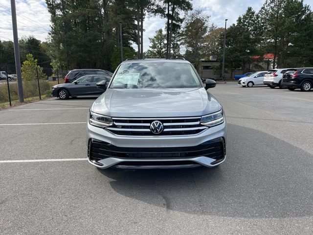 2024 Volkswagen Tiguan/Taos SE R-Line Black