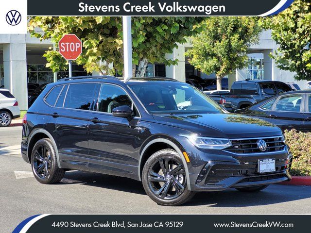 2024 Volkswagen Tiguan SE R-Line Black