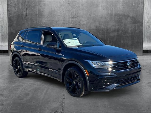 2024 Volkswagen Tiguan SE R-Line Black