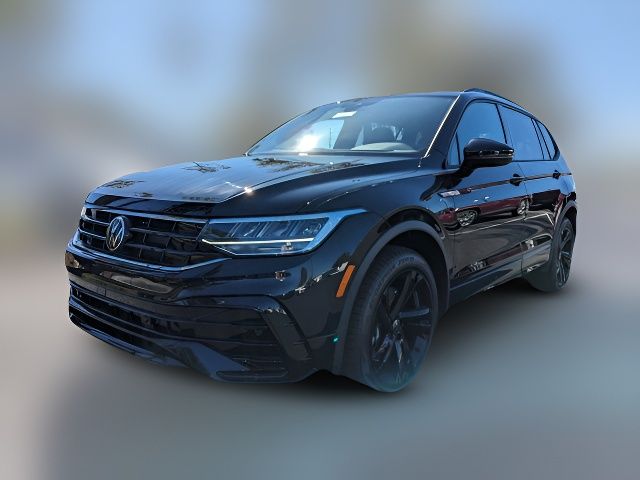 2024 Volkswagen Tiguan SE R-Line Black