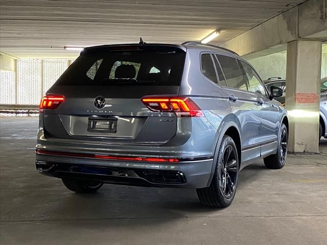 2024 Volkswagen Tiguan SE R-Line Black