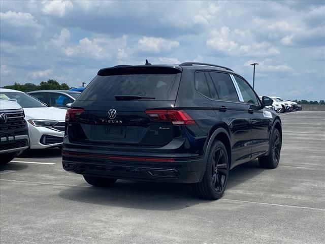 2024 Volkswagen Tiguan SE R-Line Black