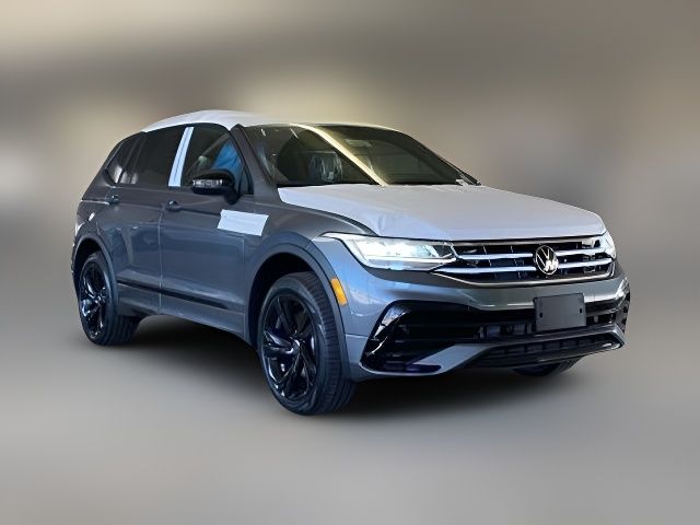 2024 Volkswagen Tiguan SE R-Line Black