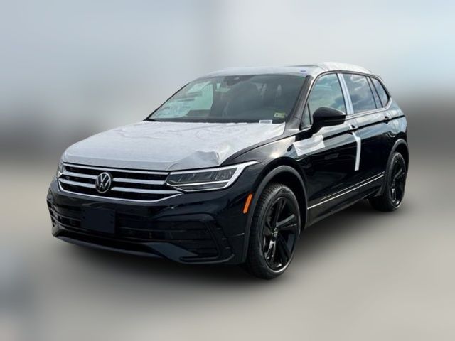 2024 Volkswagen Tiguan SE R-Line Black