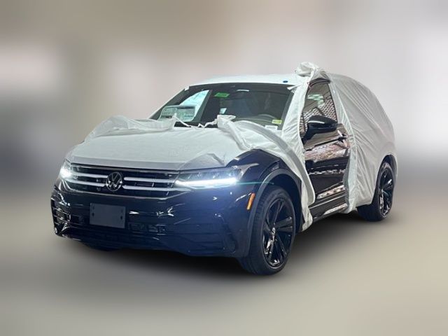 2024 Volkswagen Tiguan SE R-Line Black