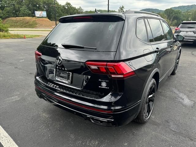 2024 Volkswagen Tiguan SE R-Line Black