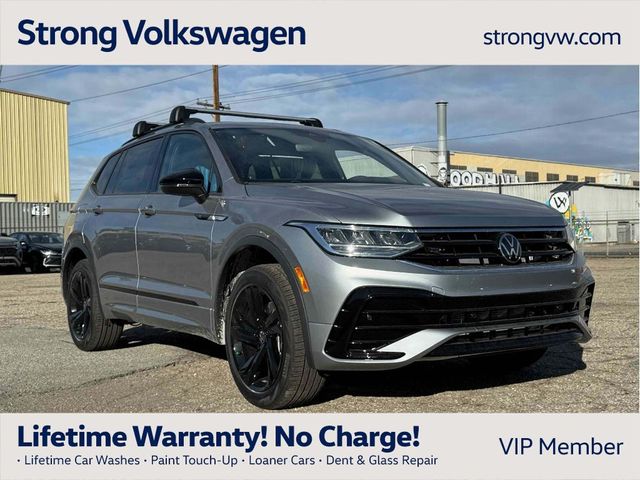 2024 Volkswagen Tiguan SE R-Line Black