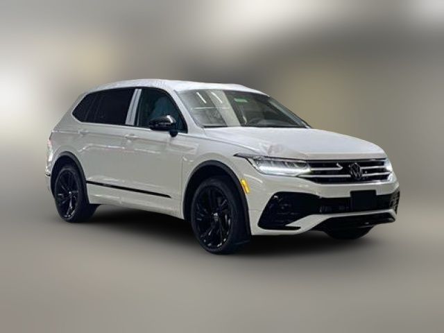 2024 Volkswagen Tiguan SE R-Line Black