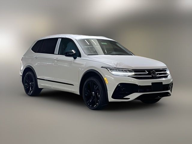 2024 Volkswagen Tiguan SE R-Line Black