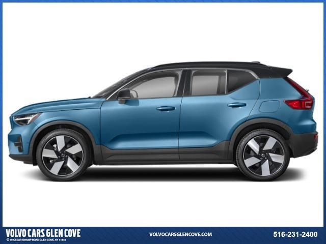 2024 Volvo C40 Recharge Pure Electric Plus