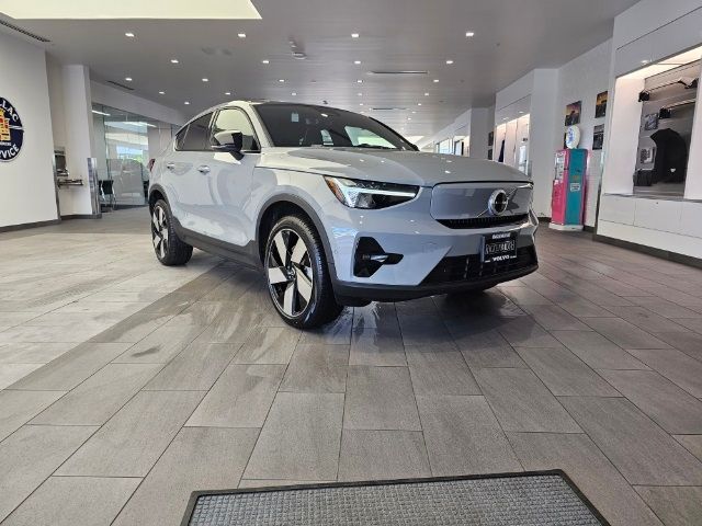 2024 Volvo C40 Recharge Pure Electric Plus