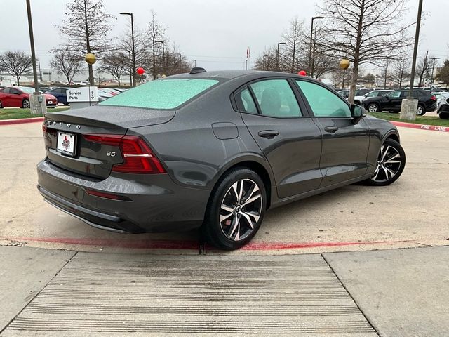 2024 Volvo S60 Core Dark Theme