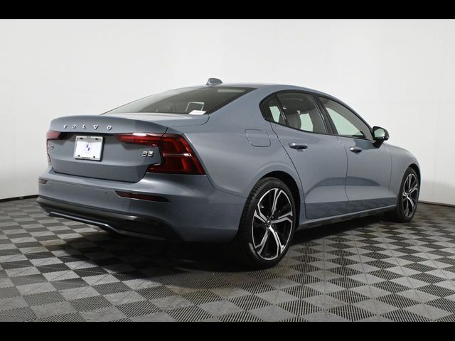 2024 Volvo S60 Core Dark Theme