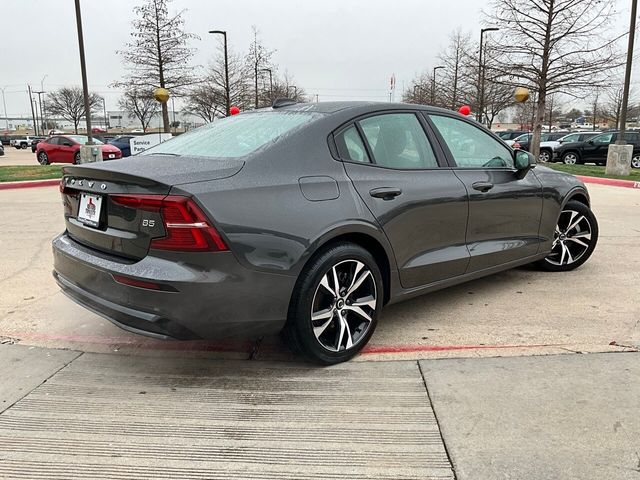 2024 Volvo S60 Core Dark Theme