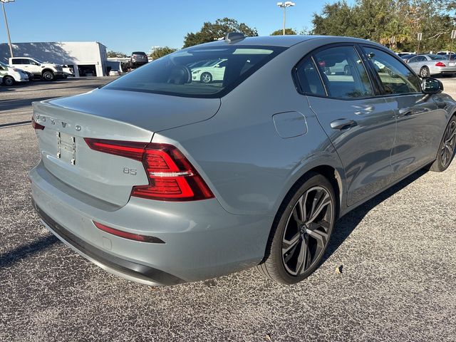 2024 Volvo S60 Core Dark Theme